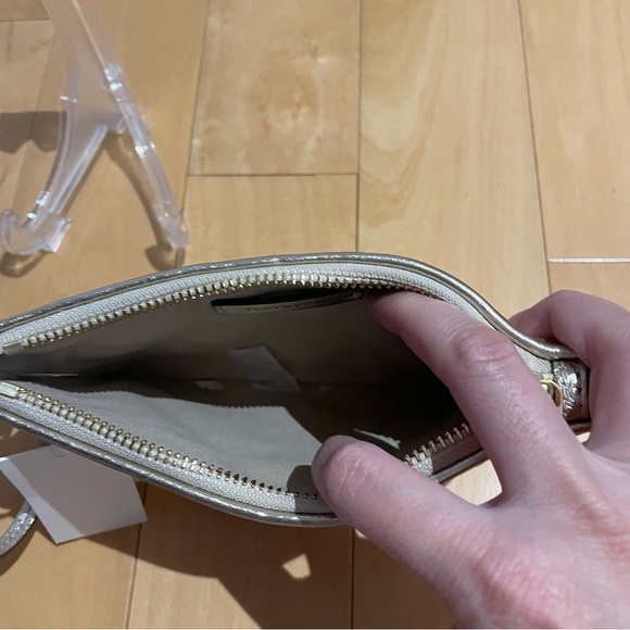 NWT Tory Burch T monogram puffy metallic pouch - Picture 4 of 7